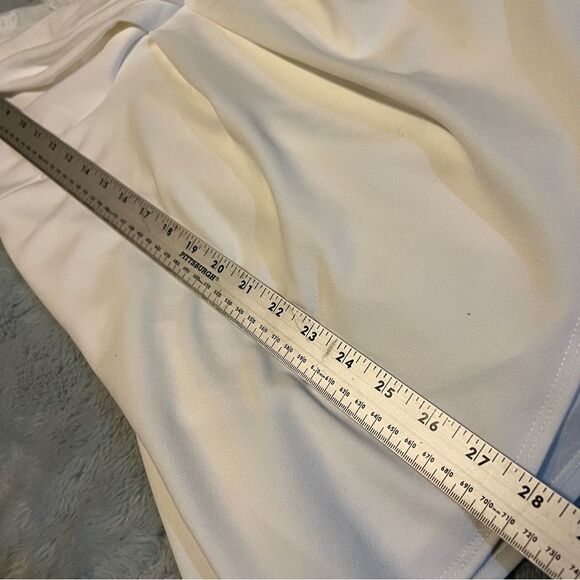 Sarah LA White Grecian Style Mini Cocktail Dress Womens Medium - Picture 7 of 12